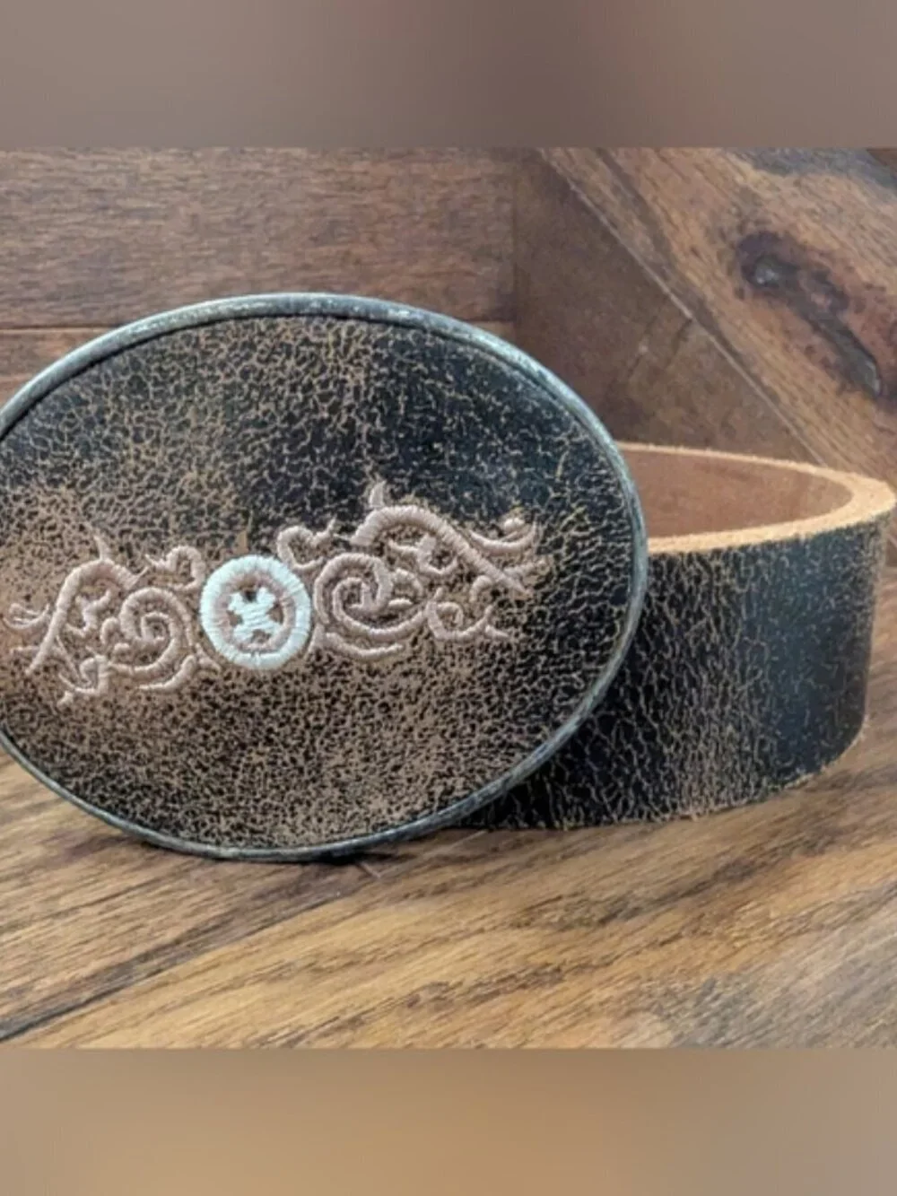 Vintage Leather Belt Made In Canada Size large New! Y2K Grunge Seven7